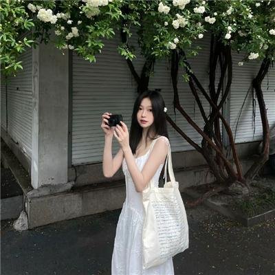 月亮在跳舞
